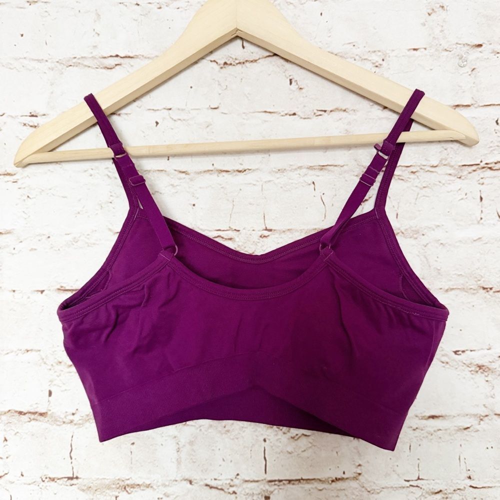 Athleta Renew sports bra - Picture 3 of 3